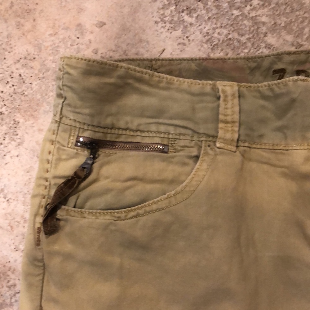 Z- Brand Cargo Shorts - Picture 3 of 11